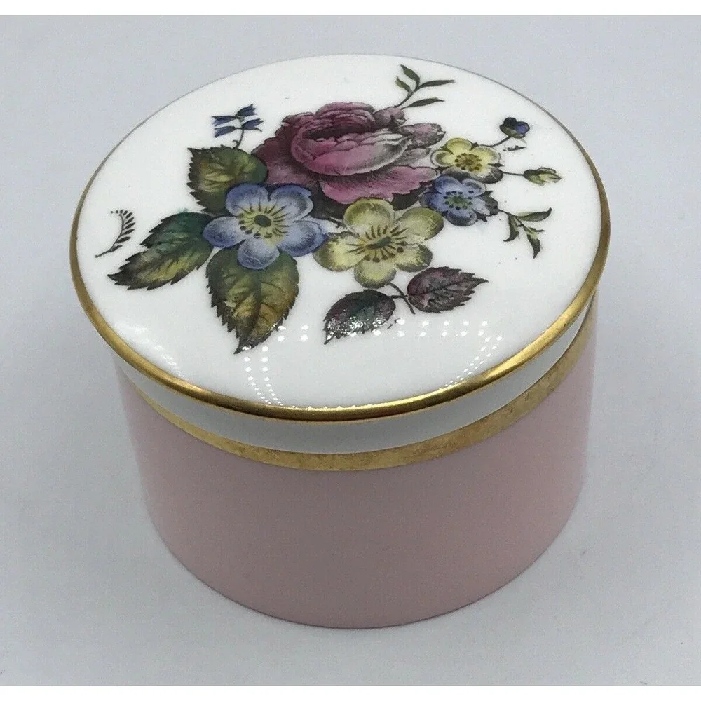 Royal Worcester if shipping